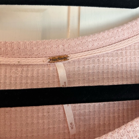 FREE PEOPLE TOP - Picture 4 of 6